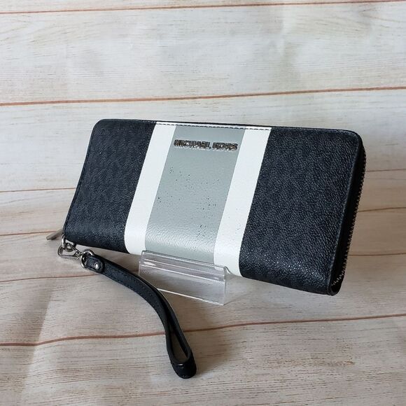 Michael Kors Color Block Signature Logo Zip Around Long Wallet Wristlet Black - Picture 1 of 16